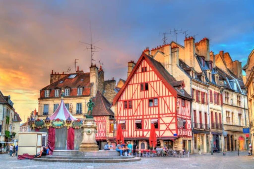 Le Terracotta : Au Coeur Du Centre Historique Apartment ดีจอง ภายนอก รูปภาพ